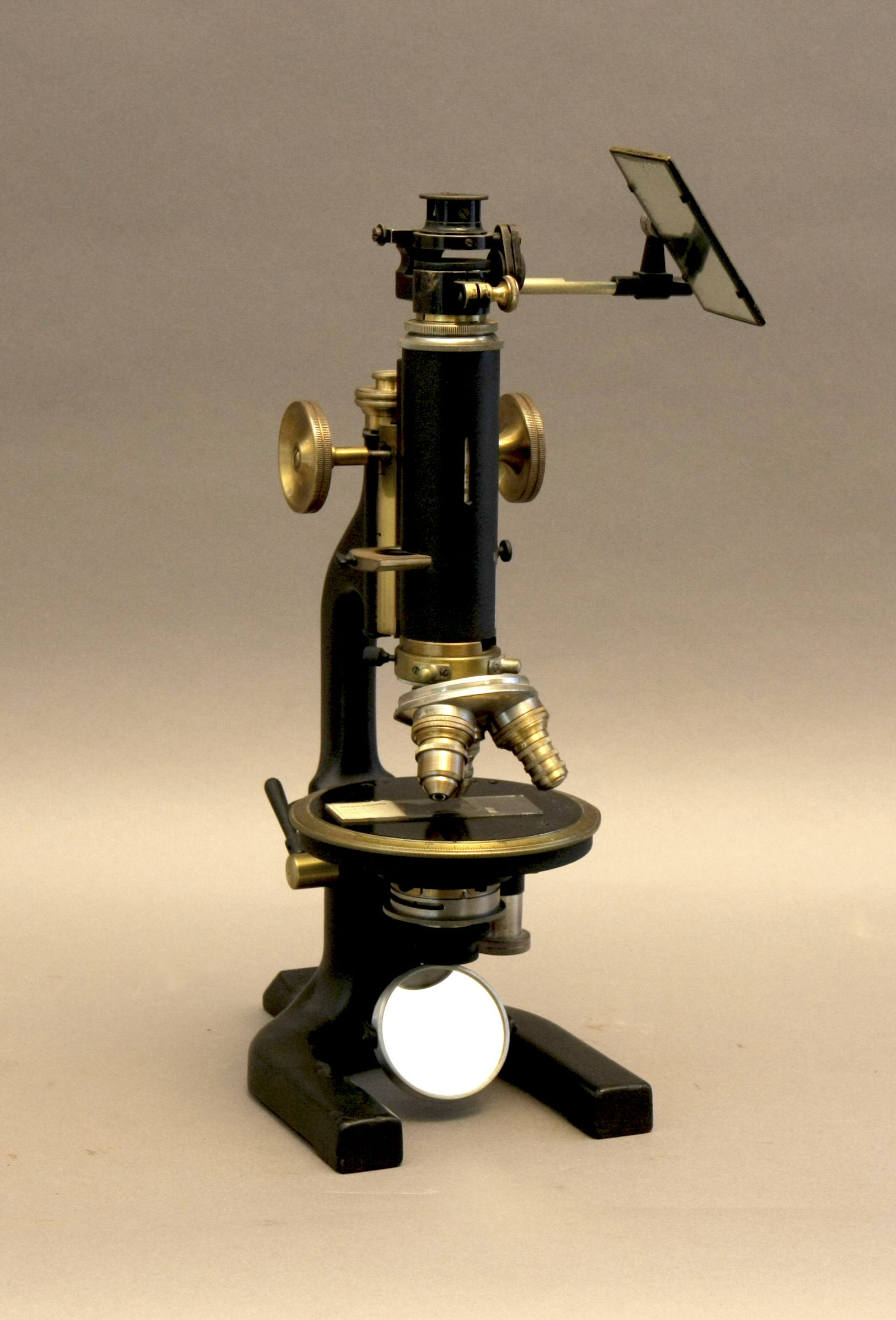 Microscopi monocular de la marca Reichert